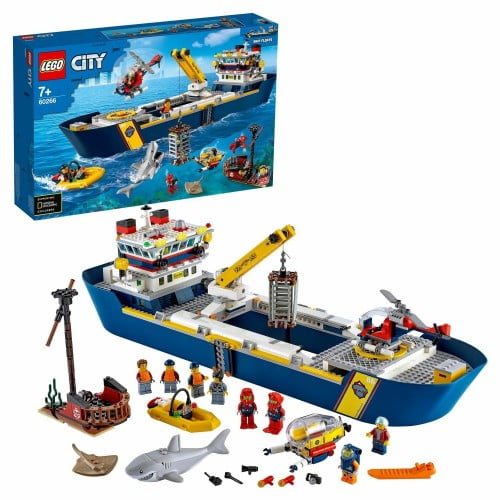 Конструктор LEGO City Исследовательское судно 60266